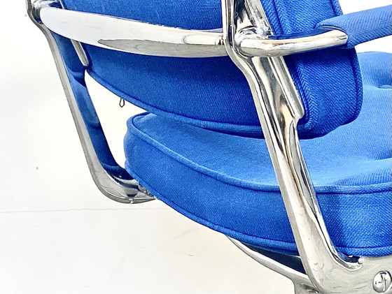 Silla Intermediate Herman Miller de los años 60, diseñada por Charles y Ray Eames – Sillas de conferencia (photo 9 of 10)