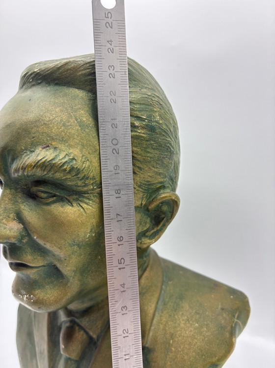 Keramikbüste, signiert David – Coimbra 1994 – Porträt eines Mannes, Bronzepatina – Bildhauerei (photo 8 of 9)