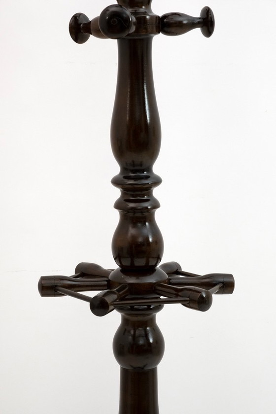 Image 1 of Appendiabiti da terra in noce italiano di metà secolo con portaombrelli, 1950