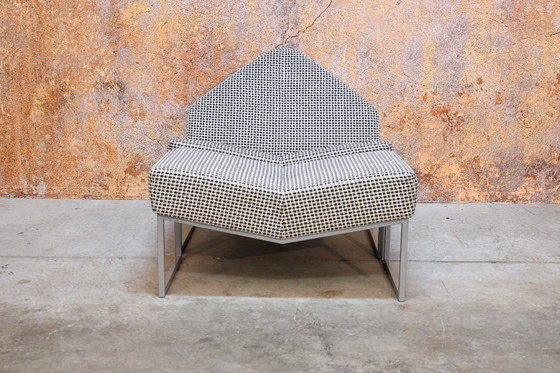 Image 1 of Sillón Leolux Wibber único en tela blanca y negra con otomana.