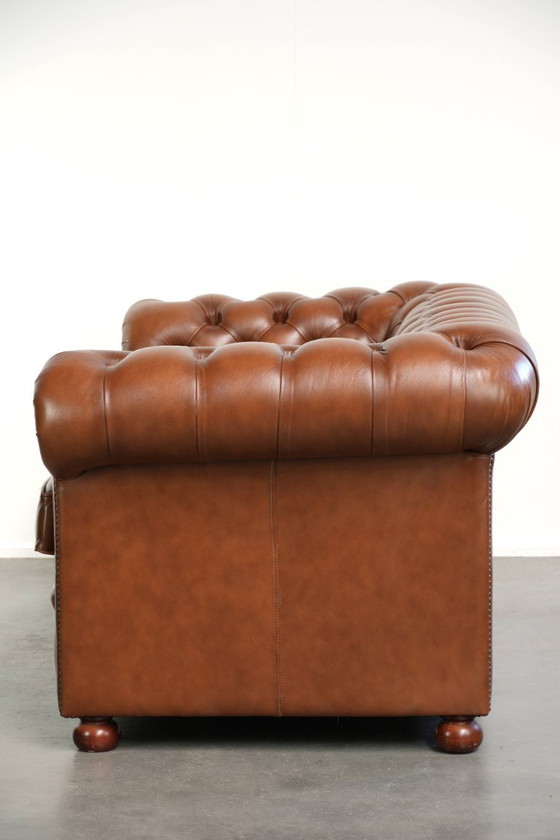 Sehr schönes geräumiges Rindsleder 2 Sitzer Sofas in einer schönen braunen Farbe und einem tollen englischen (photo 4 of 12)