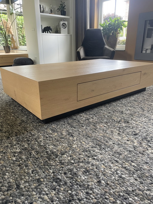 Mesa de centro de roble, hecha a medida.