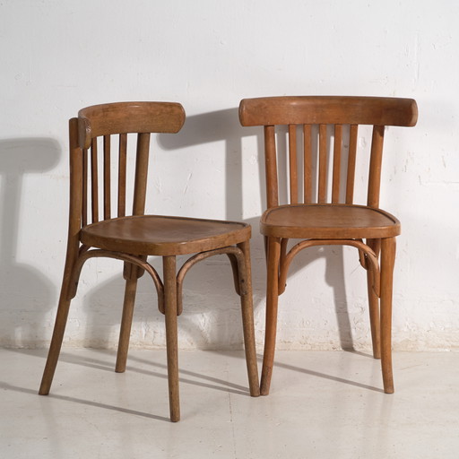 Paire de chaises en bois courbé style Thonet à dossier bas – Europe Centrale, circa 1920