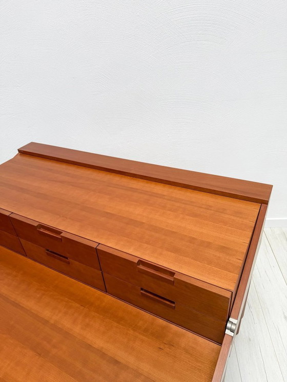 Image 1 of Scrivania vintage in legno di ciliegio disegnata da Antonio Citterio per B&B Italia, design postmoderno, anni '80.
