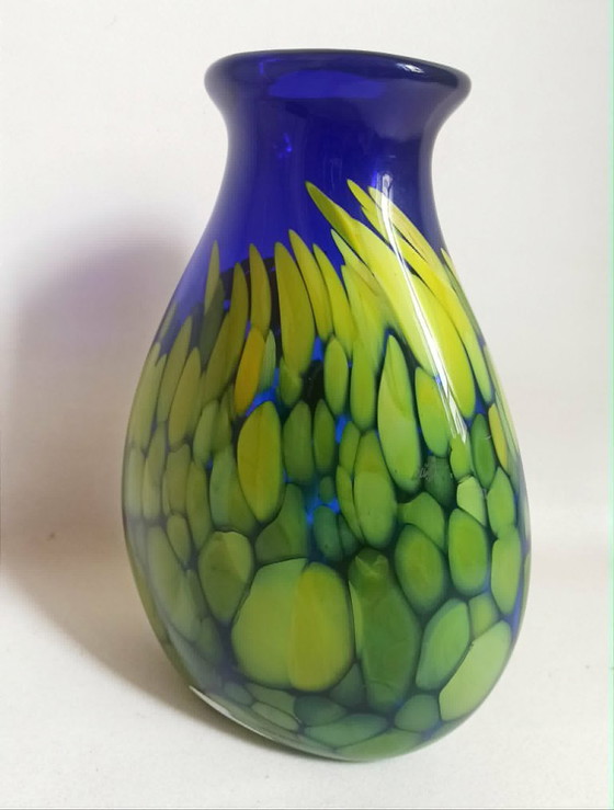Cobalt Blue Vase with Makora Yellow Inclusion, Height 33 cm – Glass (photo 9 of 13)