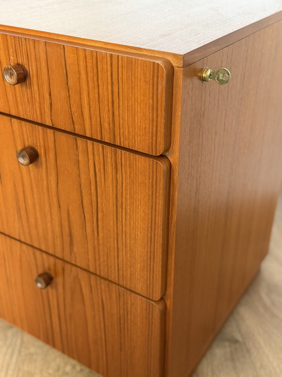 Image 1 of 3-drawer storage unit