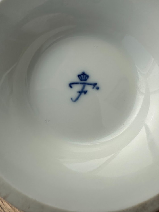 Image 1 of Elegant Fürstenberg porcelain jug – shape “Grecque” (emerald/gold decor)