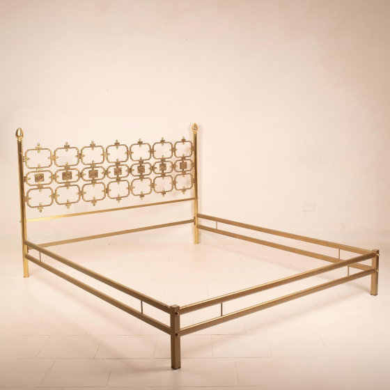 Lit en Laiton Moderne Italien Luciano Frigerio, Italie 1960 – Matelas et sommiers (photo 20 of 26)
