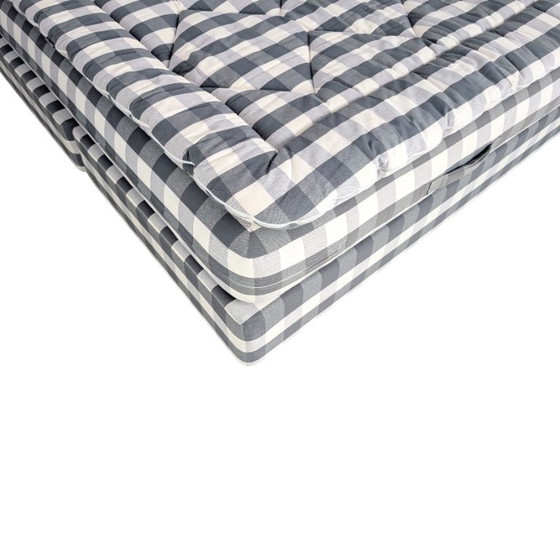 Hästens Luxuria Bed Stevig Tweepersoonsbed Handgemaakt Luxe Boxspringbed – Tweepersoonsbedden, Textile (photo 6 of 16)