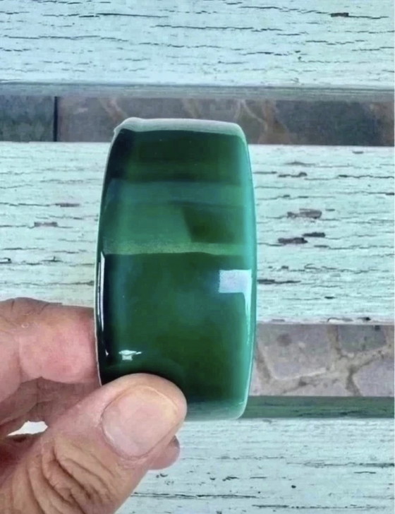 Vintage Space Age green ceramic ashtray, 1960s-1970s – Table accessories (photo 5 of 6)