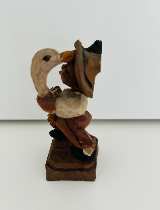 Image 1 of Jonglerie de la main à la main, à l'intérieur et à l'extérieur de l'appareil