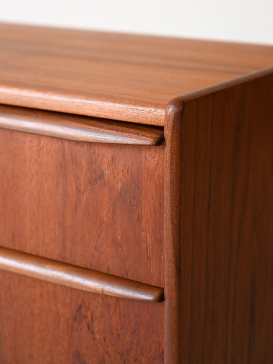 Image 1 of Vintage Deens teakhouten nachtkastje uit de jaren 60