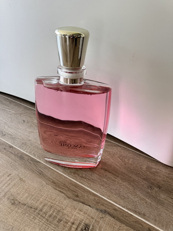 Image 1 of Grande bouteille factice Lancôme 