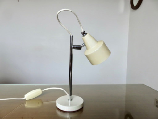 Lámpara italiana con rótula, metal cromado y lacado, años 60-70. – leeslamp (photo 2 of 9)