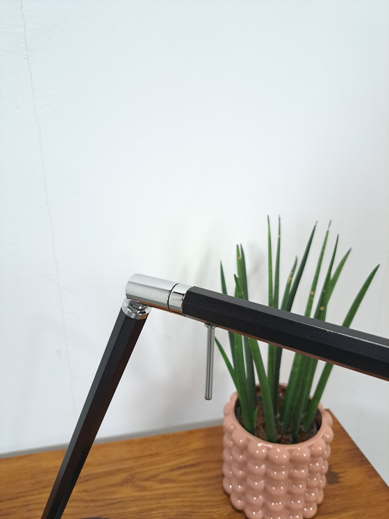 Image 1 of Kippbare Schreibtischlampe aus schwarzem Metall mit verchromten Details