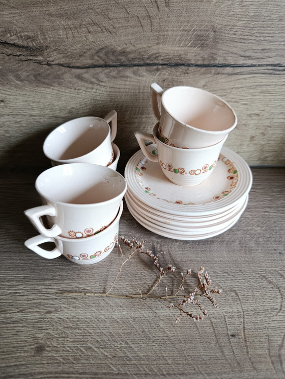 Image 1 of 6 Art Deco cups and saucers, 1930s, Betty model from Longwy - France
