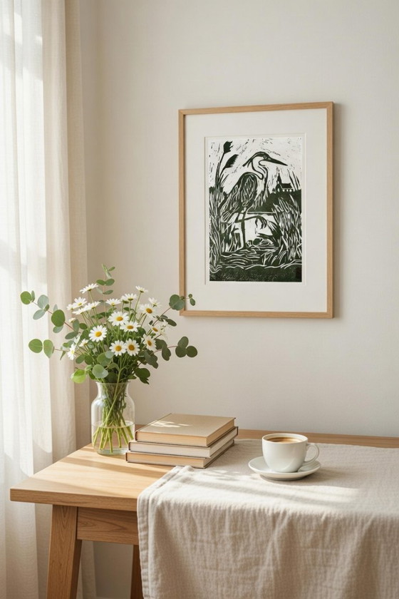 Image 1 of Linosnede van een reiger | Vogelkunst met groene inkt | Handgemaakt op A4-papier (beperkte oplage)