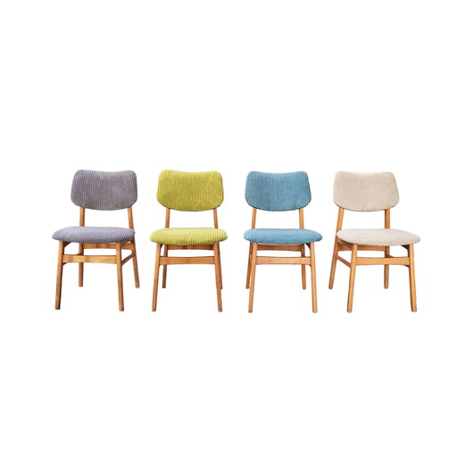 Set von vier vintage Stühle 