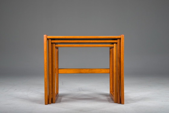 Image 1 of Mesas nido escandinavas de teca de mediados de siglo, 1960, set de 3