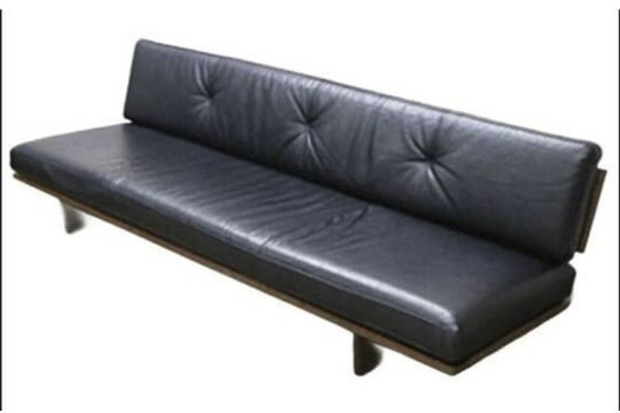 Image 1 of High-end 3-seater leather sofa