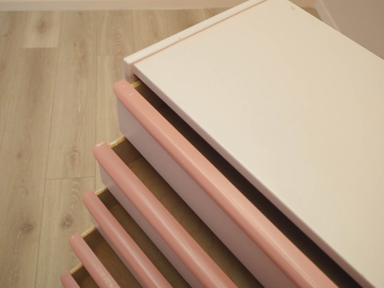 Dänische Kommode aus den 1970er Jahren in Rosa, vier Schubladen, Teakfurnier, massive Beine – Kommoden, Wood (photo 18 of 18)