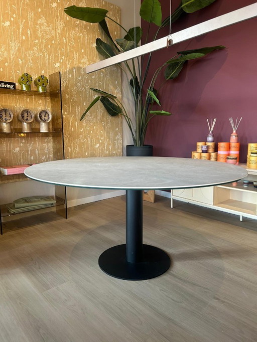 Dyyk - Esstisch, rund, 150 cm Durchmesser - Keramikplatte