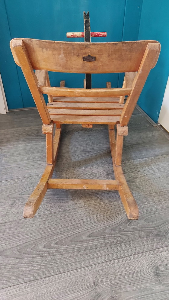 Image 1 of Caballito mecedora de madera antiguo