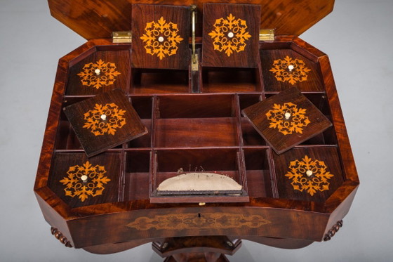 Tavolo da Lavoro per Cucito Biedermeier in Mogano, 1850 – Tavolini, Wood (photo 5 of 16)
