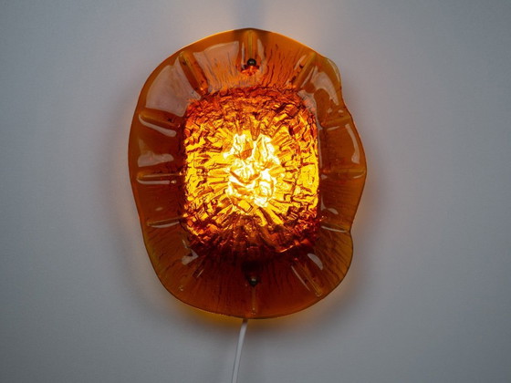 Image 1 of Par de apliques daneses con medallón de Vitrika, años 60