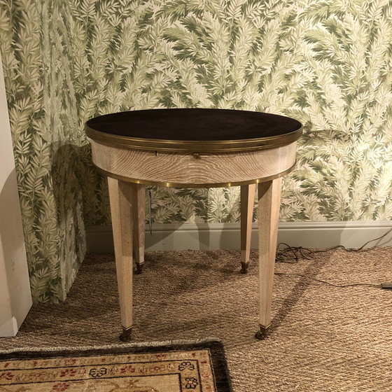 Image 1 of Tavolino laterale della collezione Pierre Calista