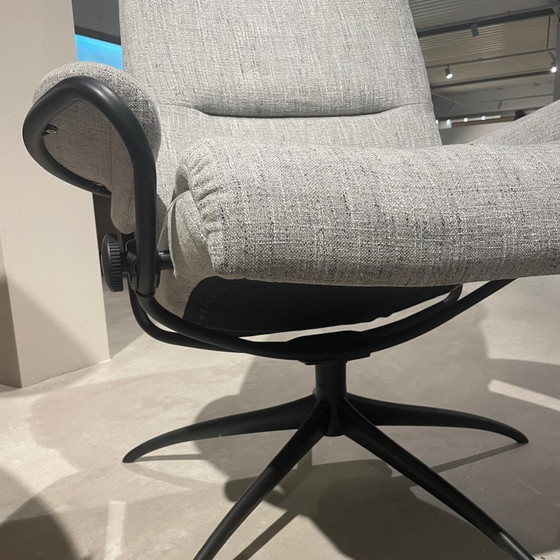 Image 1 of Tokyo recliner