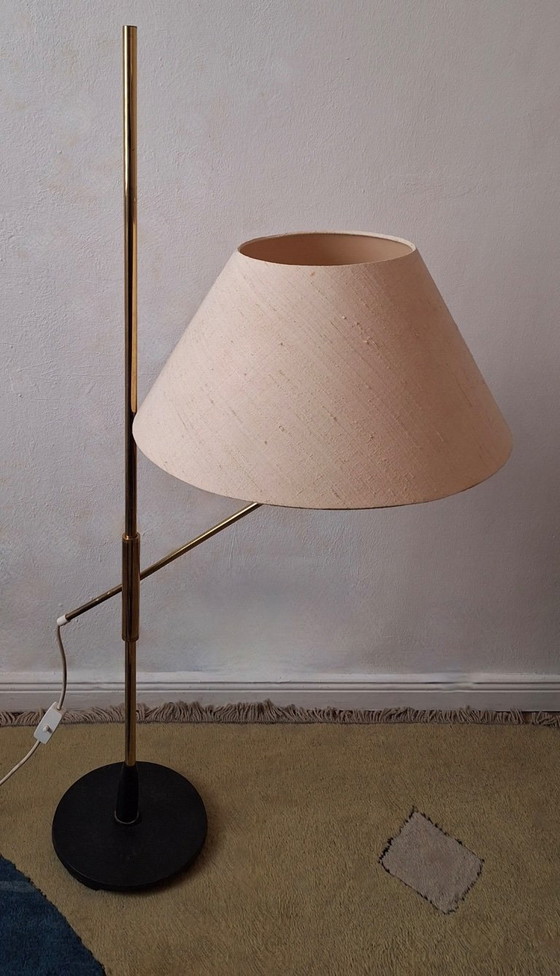 Image 1 of Verstelbare messing vloerlamp uit het midden van de 20e eeuw, jaren 1950