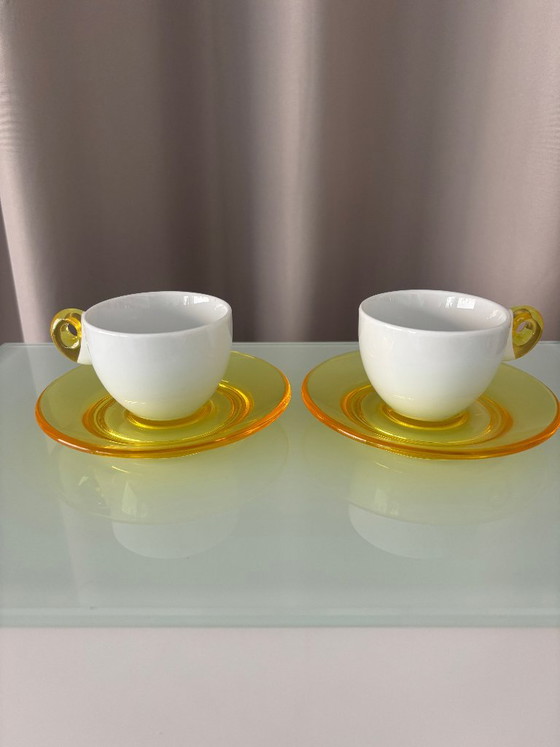 Vintage Fratelli Guzzini Tazza Espresso Cups & Yellow Saucers – Set of 2 – Crockery, Ceramic, Plastic (photo 5 of 10)