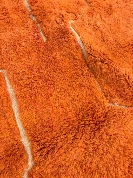 Großer marokkanischer Beni-Ouarain-Teppich – 300 x 400 cm – Handgeknüpfter Wollteppich in leuchtendem Orange