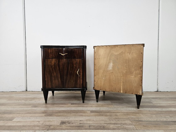 Coppia di comodini in mogano anni '50 con anta e cassetto, Legno, Metallo, Marrone, Vintage (foto 3 di 15)