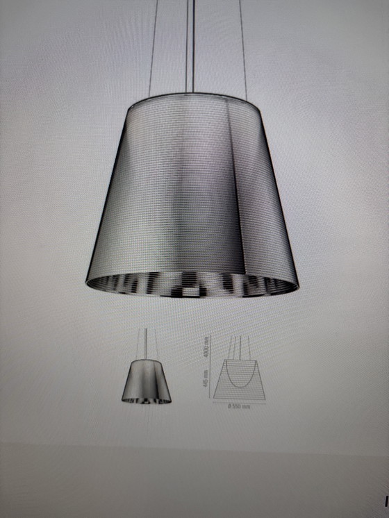 Image 1 of Juego de 2 lámparas colgantes Flos KTribe S3: un clásico del diseño. Precio del conjunto: 445 €.