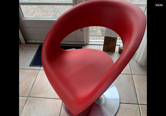 Image 1 of Beautiful Infiniti Chair