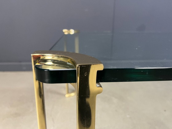 Image 1 of Salontafel in Peter Ghyczy-stijl, gemaakt van messing en glas.