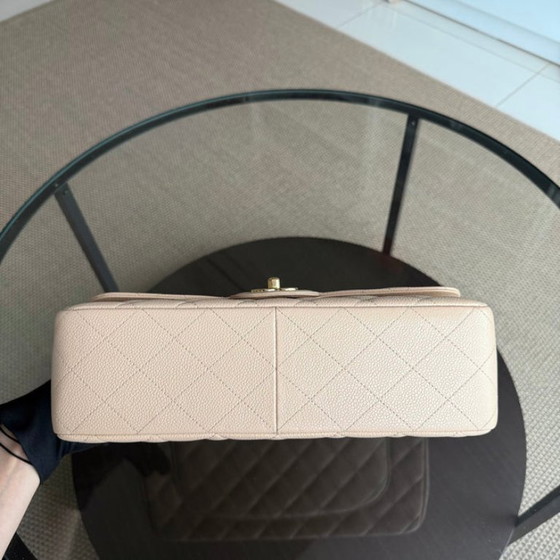 Image 1 of Chanel Classic Flap Jumbo - Caviar Quilted Grained Calfskin Lichtbeige Goudkleurige Hardware Serie 13