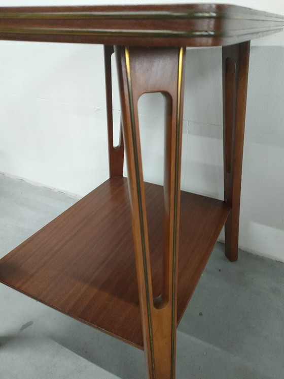 Image 1 of Table d'appoint/table à plantes unique du milieu du siècle avec incrustations de laiton (années 1960).