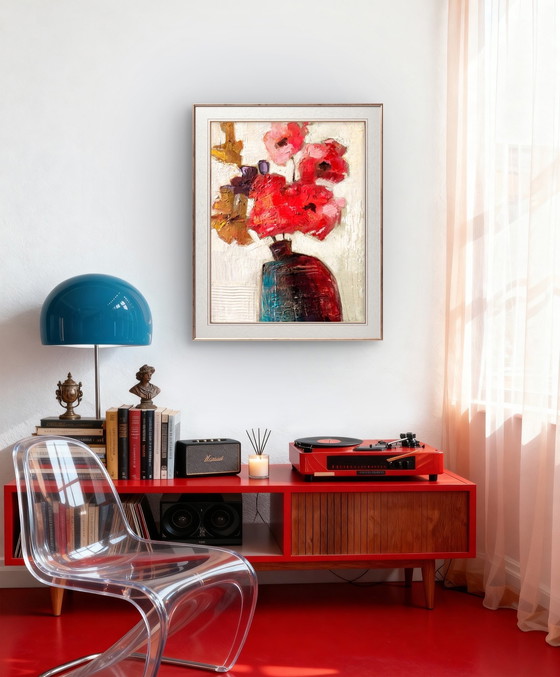 Image 1 of Abstract flowers in vase