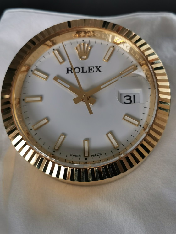 Image 1 of Rolex, orologio da tavolo in ottone molto pesante.