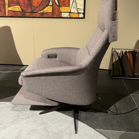 Image 1 of Gealux ARC 8020 recliner