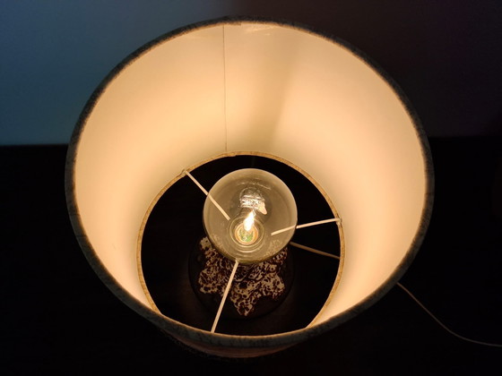 Image 1 of Duitse keramische tafellamp met originele stoffen kap jaren 60/70