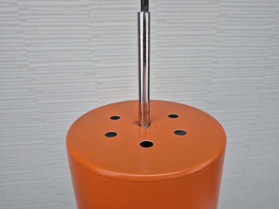 Vintage Space Age orange cylinder Pendant lamp. – Metal, Plastic (photo 5 of 9)