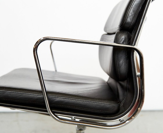 Image 1 of Charles & Ray Eames Chair EA 208 Chair for Vitra