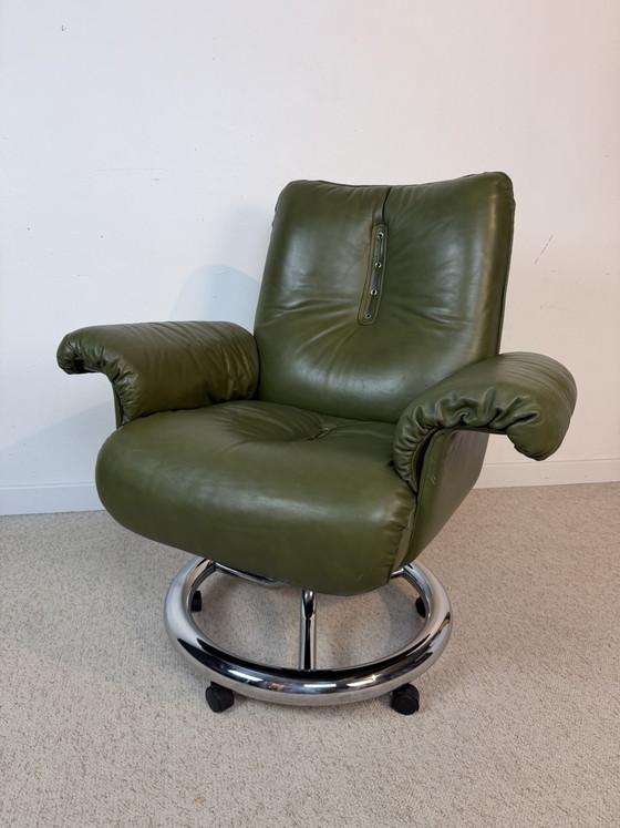 Image 1 of Poltrona lounge vintage in pelle verde – stile Tucroma