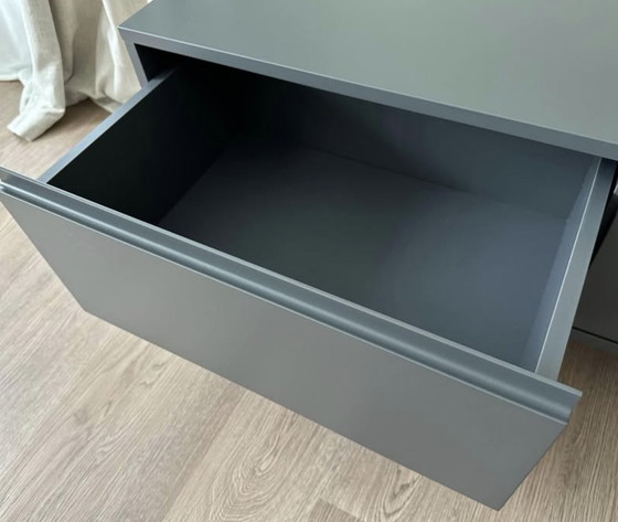 Image 1 of Mobile TV grigio