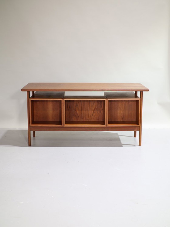 Image 1 of Bureau Kai Kristiansen FM60 in teak vintage design Deens