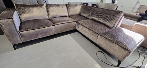 Divano angolare in velluto effetto coccodrillo color champagne